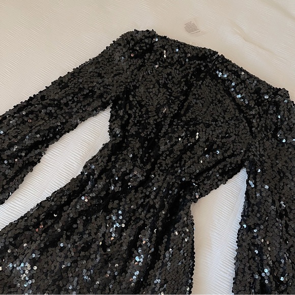 Brand New - Wayf Carrie Sequined Mini Dress 🖤✨ - Picture 15 of 16